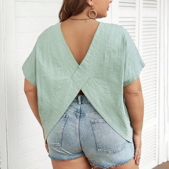 Frenchy cross back blouse - Picture 4 of 5